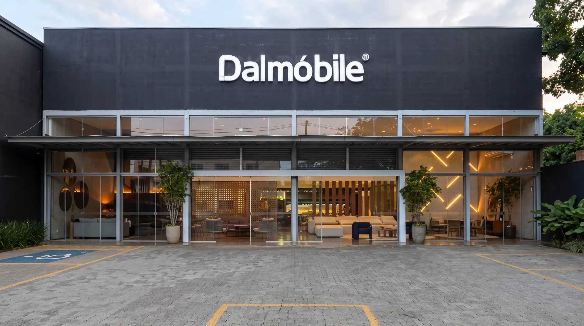 Fachada da loja Dalmóbile Lagoa Santa